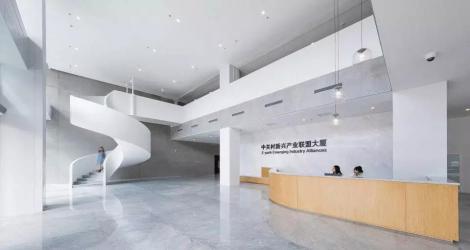 成都海倫天麓銷售中心，東方優(yōu)雅與現(xiàn)代融合的空間縮影！